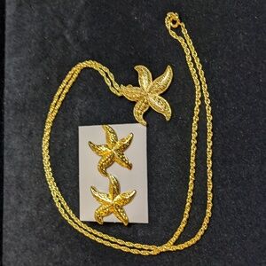 AVON Vintage Starfish Gold-tone Demi Parure  Pierced Earrings & Necklace NOS